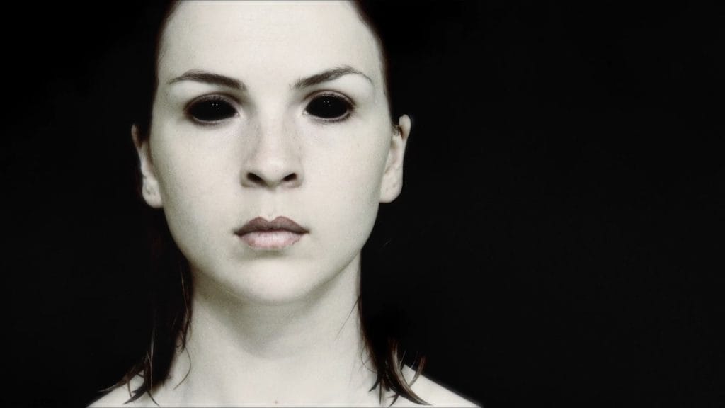 Darkness Wakes (The Sitter) Horror Movie Review