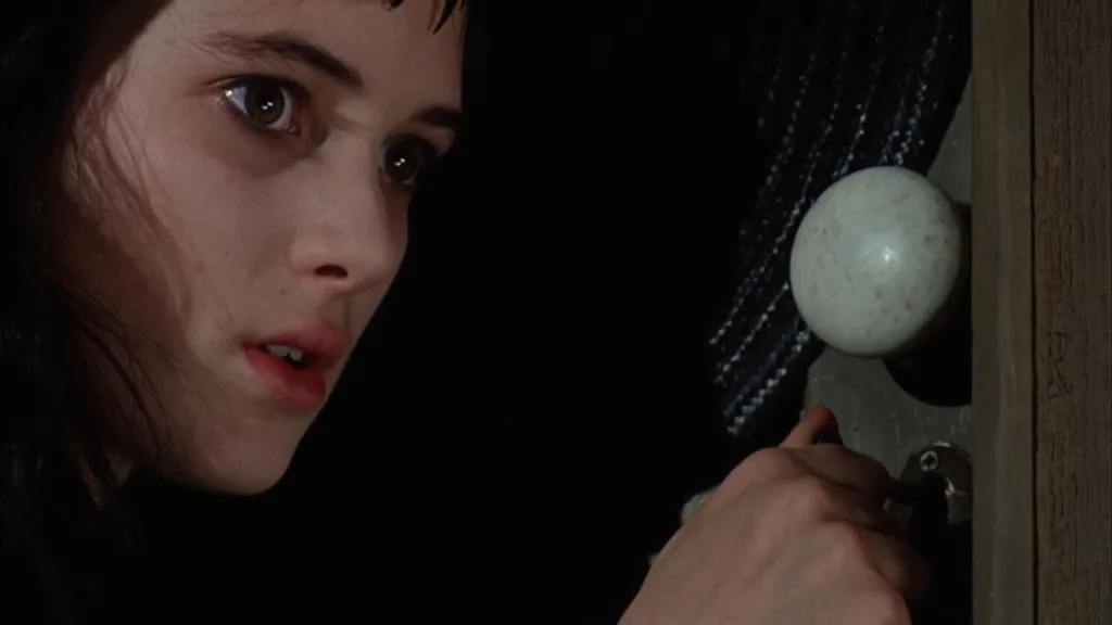 Beetlejuice (1988) Horror Movie Review