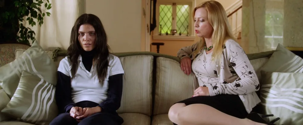 Excision (2012) Horror Movie Review