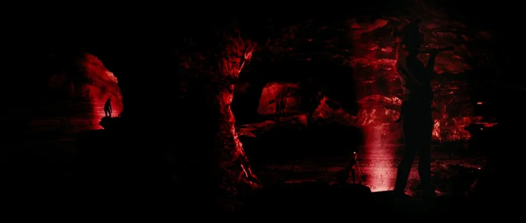 The Descent (2005) Horror Movie Review