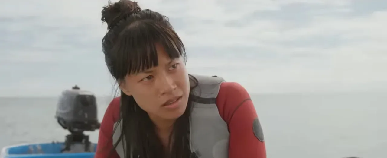 A screenshot from shark themed horror movie The Reef: Stalked (2022)
