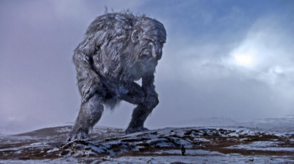 A screenshot from outdoors horror movie Trollhunter (2010)
