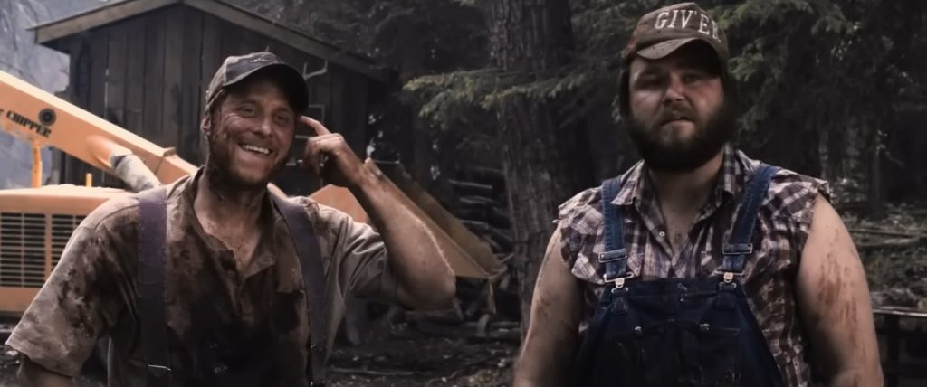 Tucker & Dale vs. Evil 2011 - 10 Best Friendships in Horror Movies