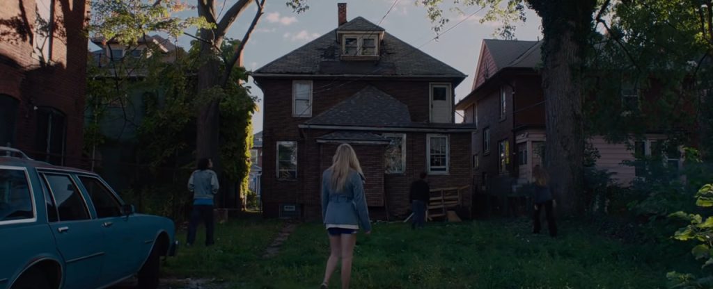 It Follows (2014)
