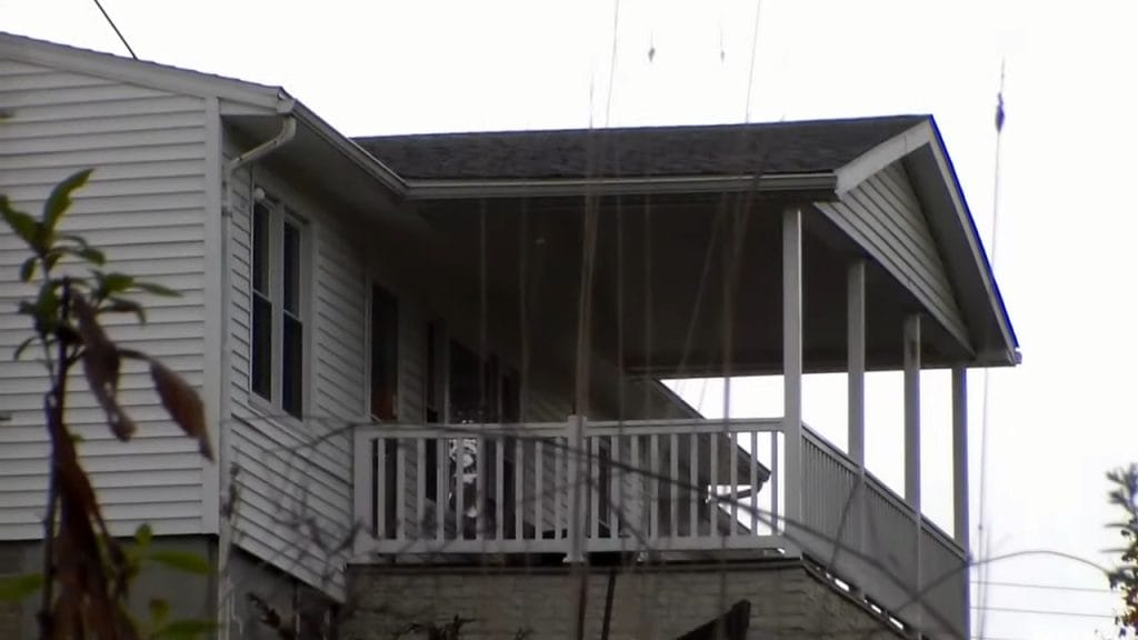 Screenshot from horror movie New Folder (2024)