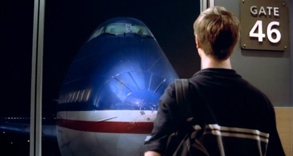 Screenshot from horror movie Final Destination (2000)
