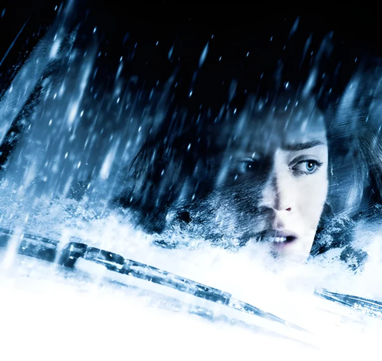 "Emily Blunt stars in this freezing cold Christmas ghost story. We review Wind Chill (2007). It's atmospheric and tense, but is it actually scary? Read our full verdict."