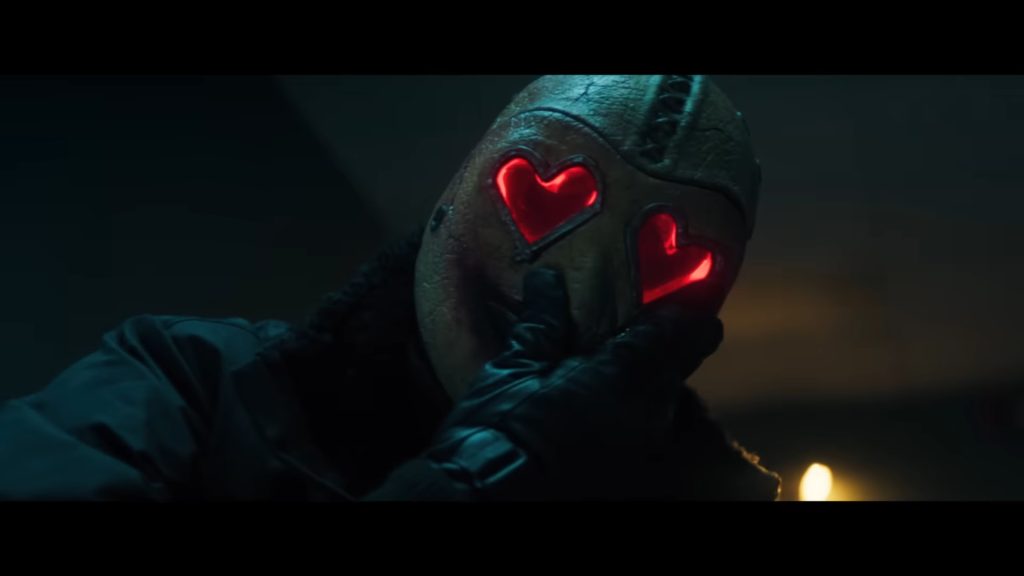A screenshot from rom-com slasher movie Heart Eyes (2025)