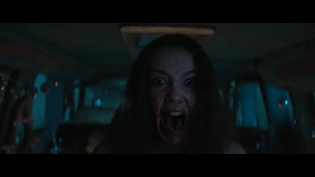 A screenshot from rom-com slasher movie Heart Eyes (2025)
