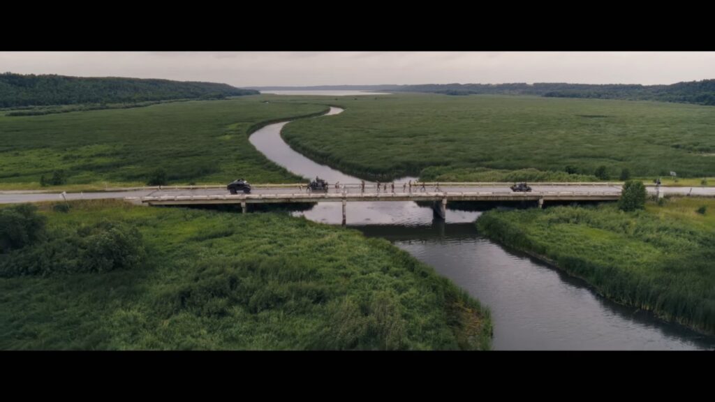 A screenshot from Stephen King adaptation horror thriller The Long Walk (2025)