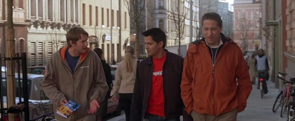 A screenshot from gorno horror movie Hostel (2005)