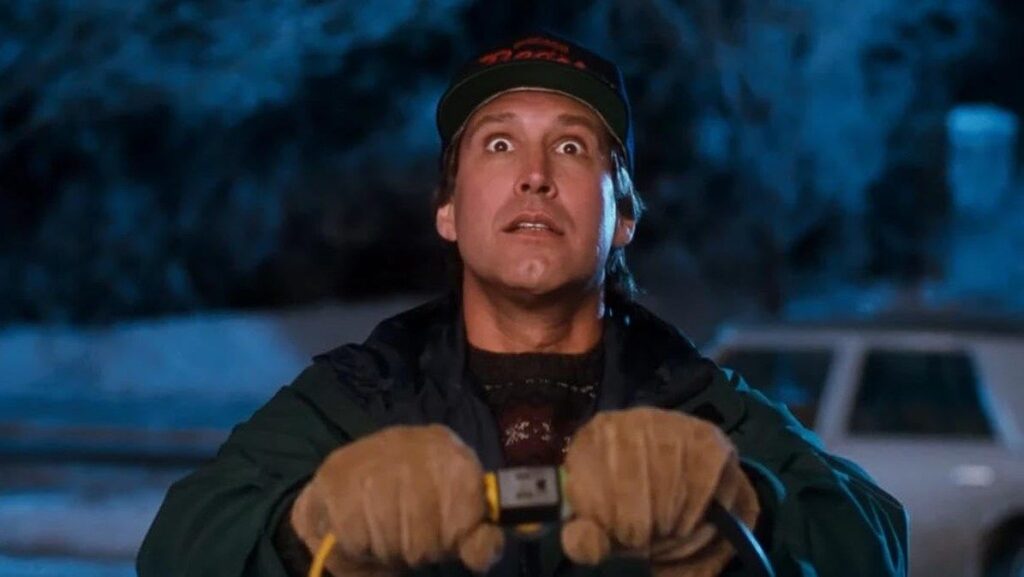 A screenshot from classic Christmas comedy movie National Lampoon's Christmas Vacation (1989)